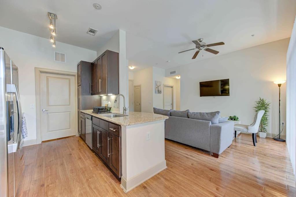 Cozy Apt Nrg Pool,Wi-Fi, Free Parking, Petsok! Houston Exterior foto